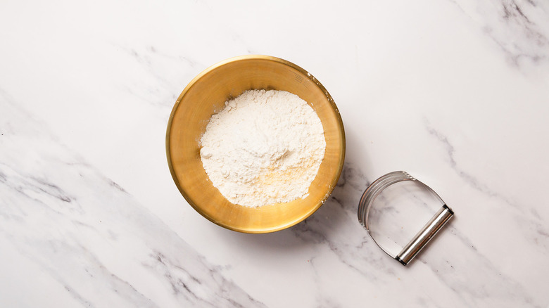 dry ingredients in bowl