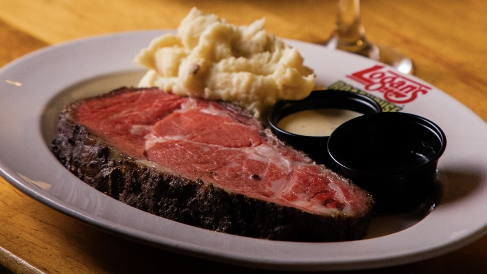 Logan's Roadhouse's Prime Rib Is So Huge, It Might Outweigh Your Appetite - Tasting Table