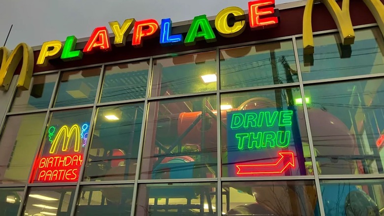 This Long Island McDonald's Location Is Stuck In The '90s (And Fans Love It)