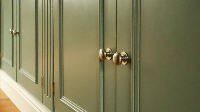 Loose Kitchen Cabinet Hardware? Here's The Cheap Fix