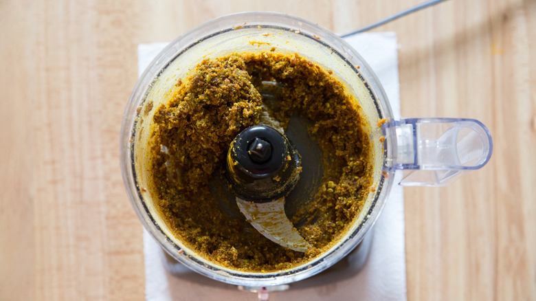 date paste in food processor