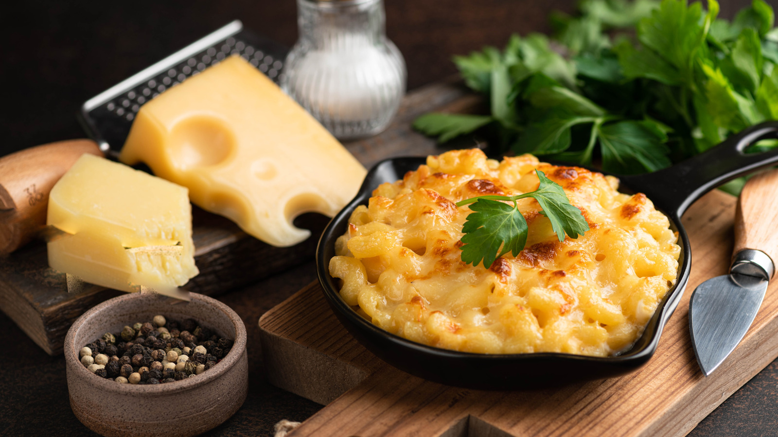 Give Mac And Cheese A Protein Boost With This Unexpected Addition To The Sauce