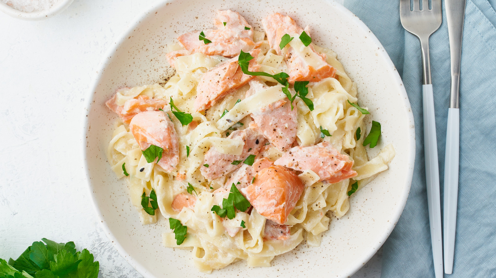 Make Basic Pasta Taste Like A 5-Star Meal For Under $5 By Mixing In This Decadent Cream Cheese