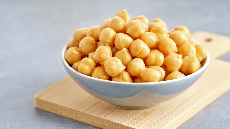 Bowl of chickpeas