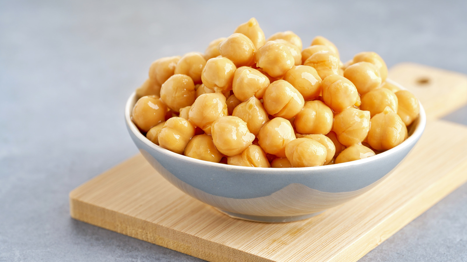 Make Chickpeas Taste Better Than Potato Chips With This Easy Pantry Staple - Tasting Table