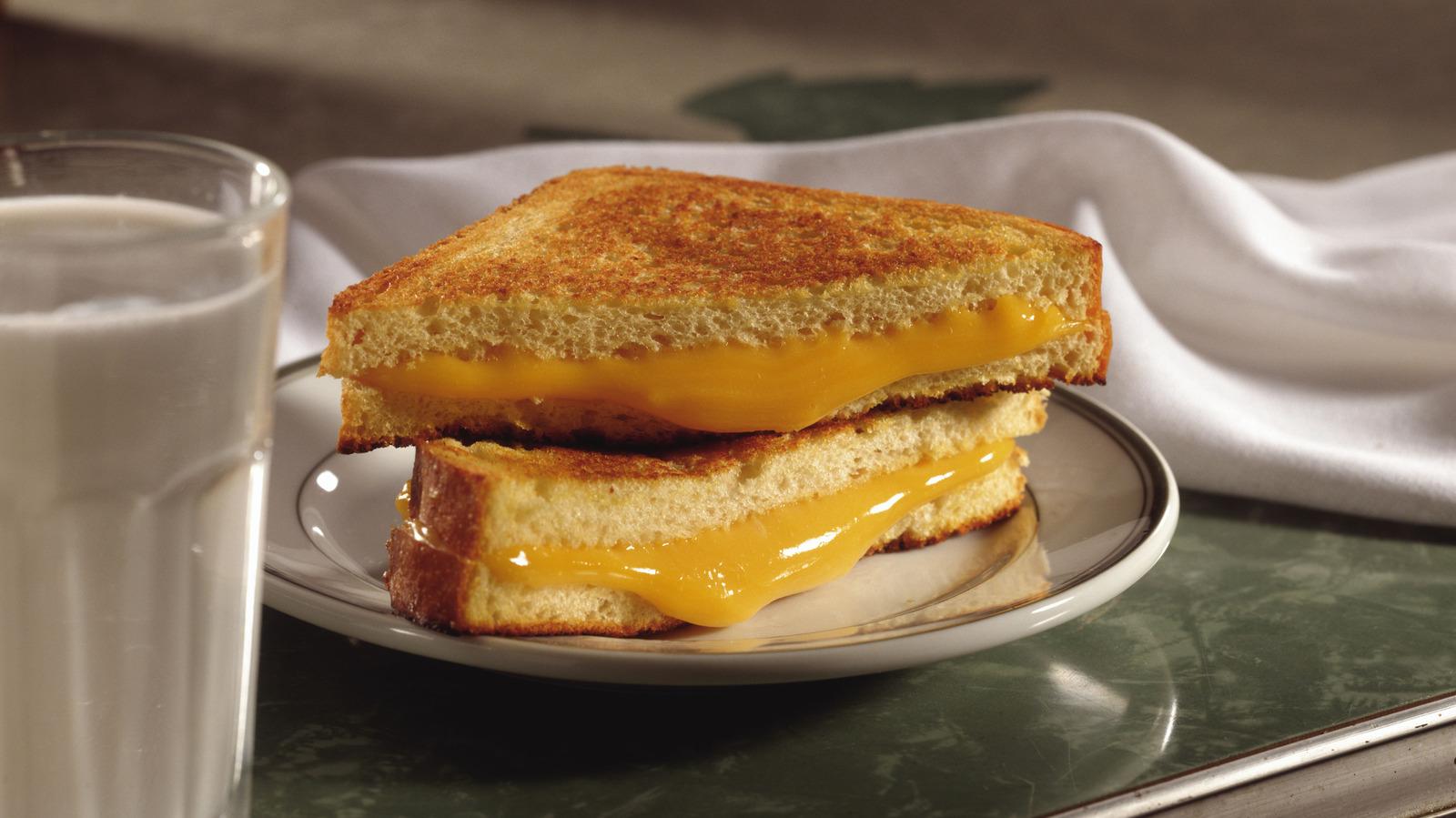 Make Grilled Cheese 10X More Flavorful And Filling When You Stuff It With This Hearty Stew