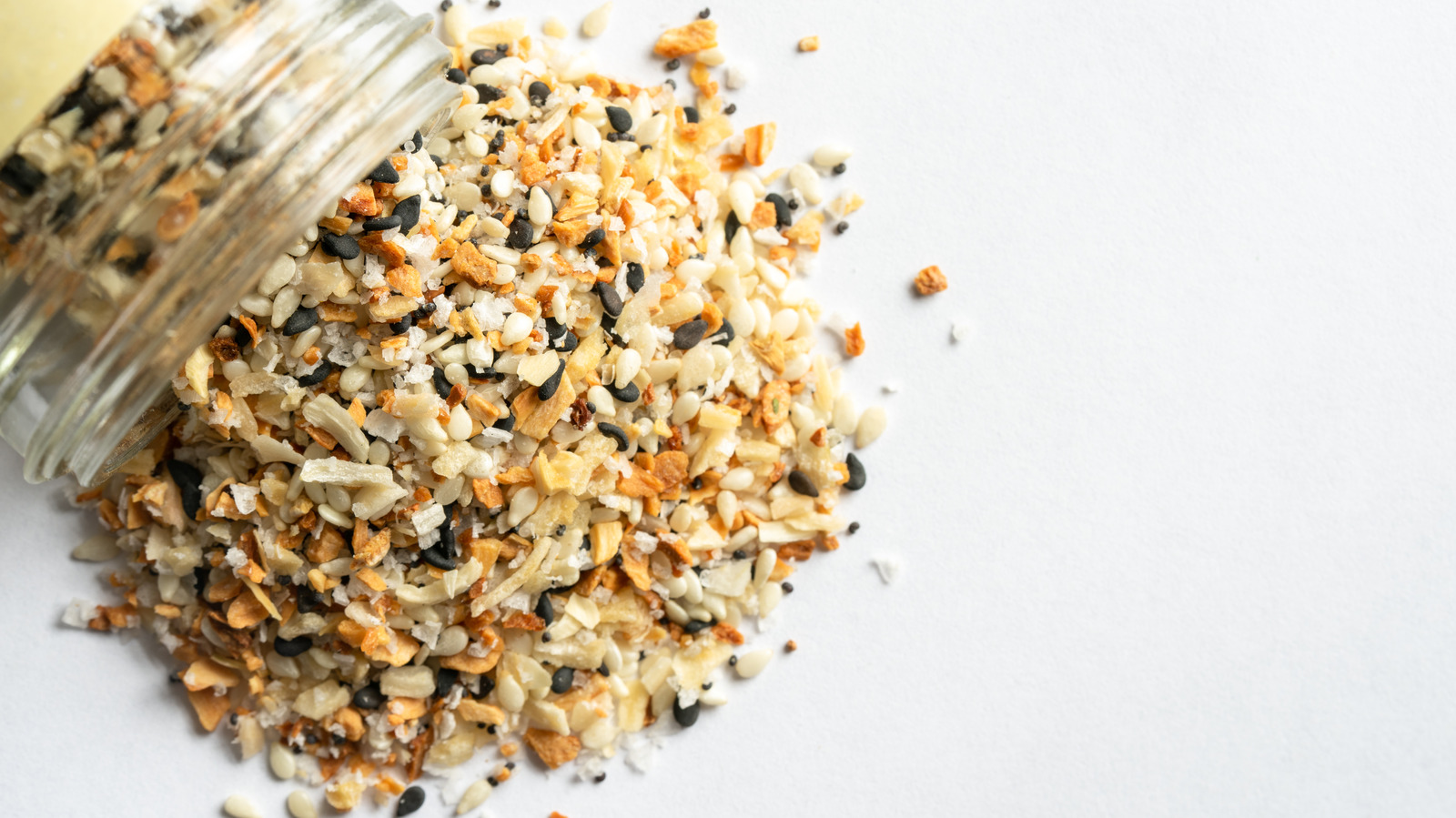 Make Uniquely Flavorful Compound Butter With Everything Bagel Seasoning