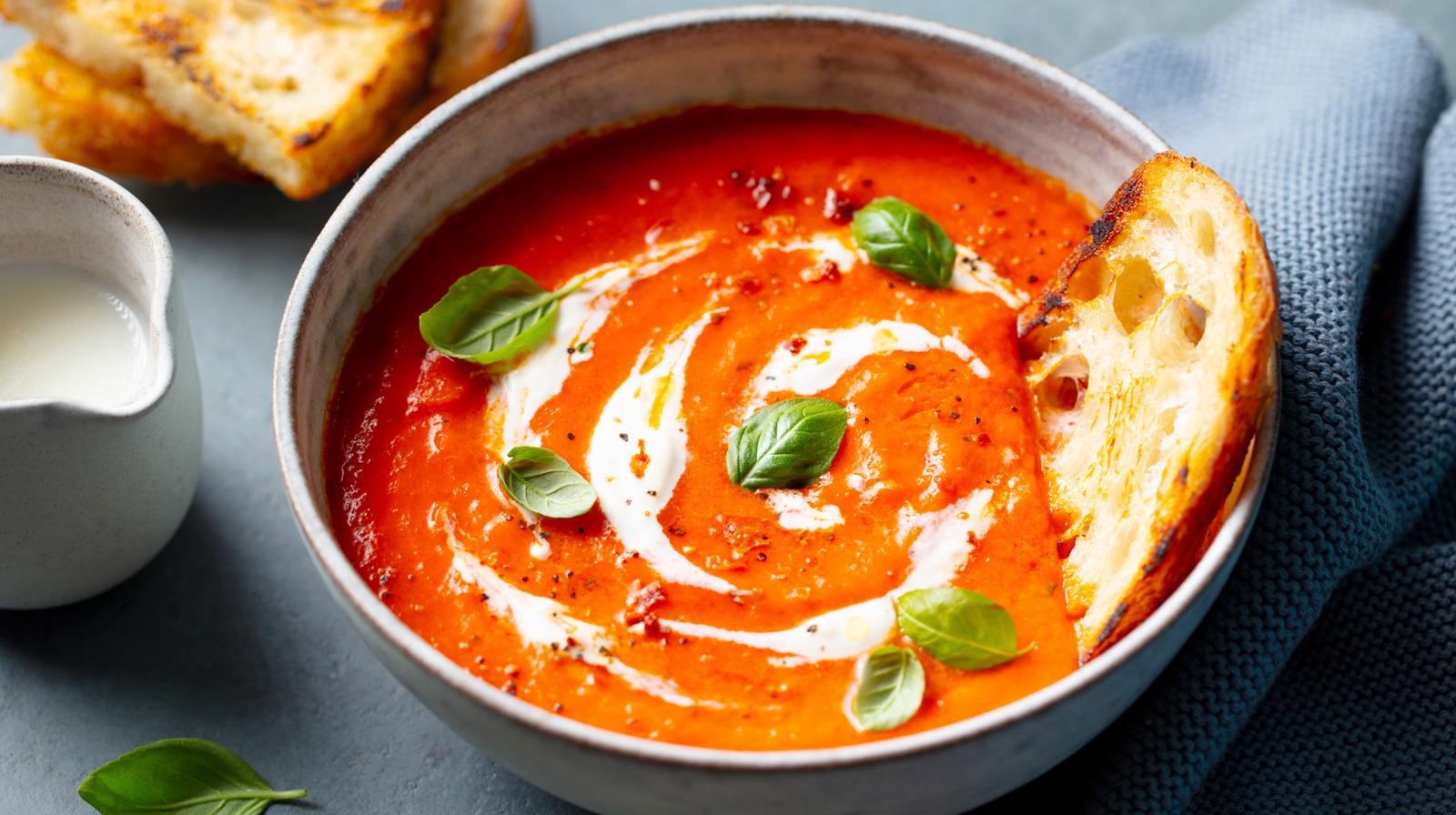 Making Tomato Soup? Here's When To Use Canned Tomatoes Instead Of Fresh Ones - Tasting Table