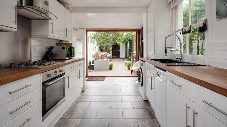 Kitchen that opens up to a patio garden