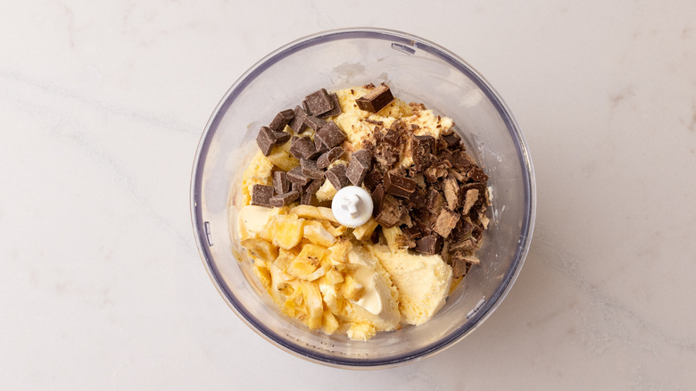 mcflurry ingredients in blender