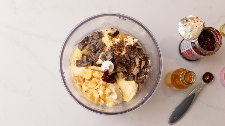 adding flavorings to blender