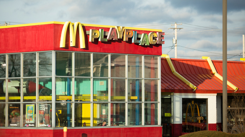 Front of McDonald's location with a PlayPlace.