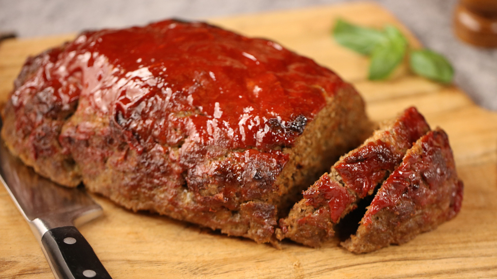 Not Ketchup, Not BBQ Sauce: Smother Meatloaf In This Rich Canned Soup For 10X More Flavor