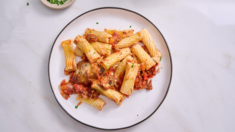 pasta noodles on a plate
