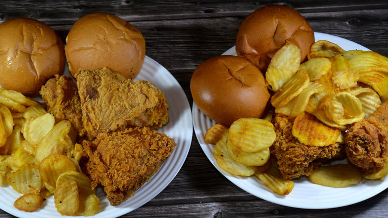 plates of broasted chicken