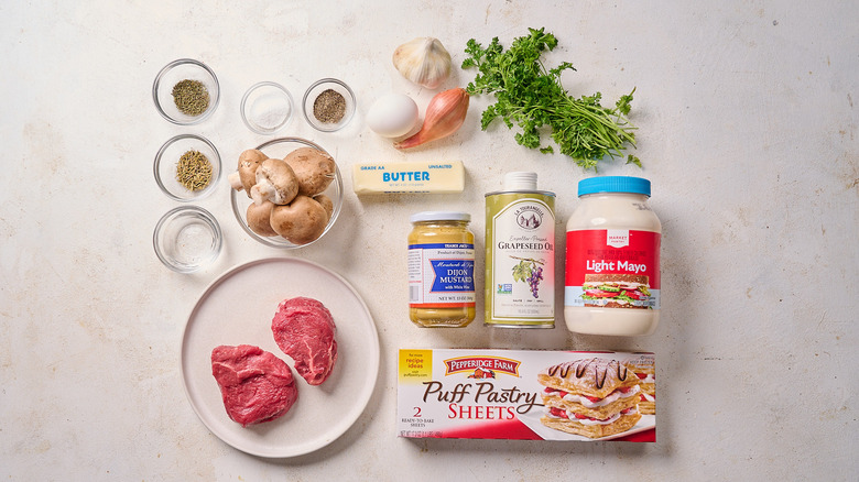 mini beef Wellington bites ingredients