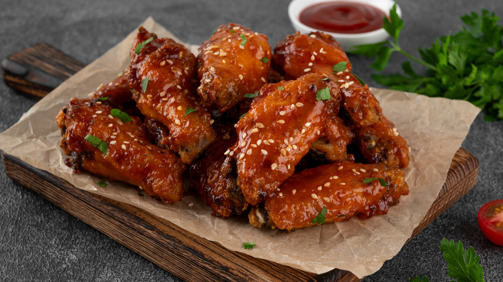 Mix Honey And Chili Crisp For A 5-Star Spicy Wing Sauce - Tasting Table