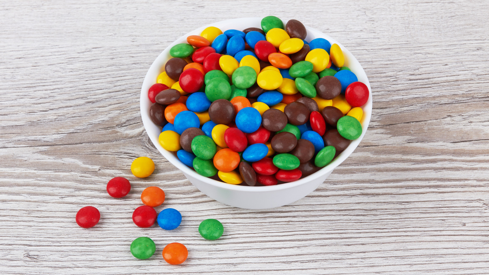 Here's Everything You Need To Know About M&M's Crispy New Holiday Flavor