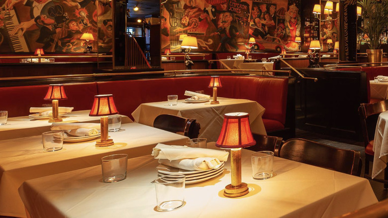 Monkey Bar Restaurant in New York