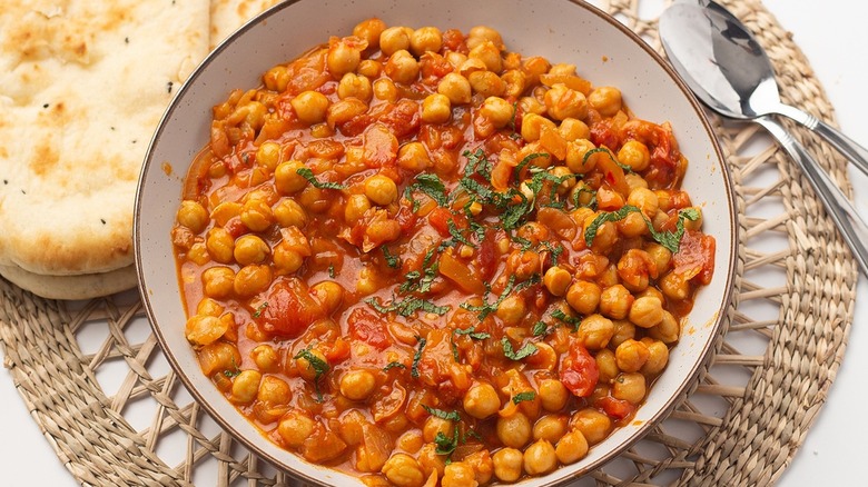 chickpea stew in bowl