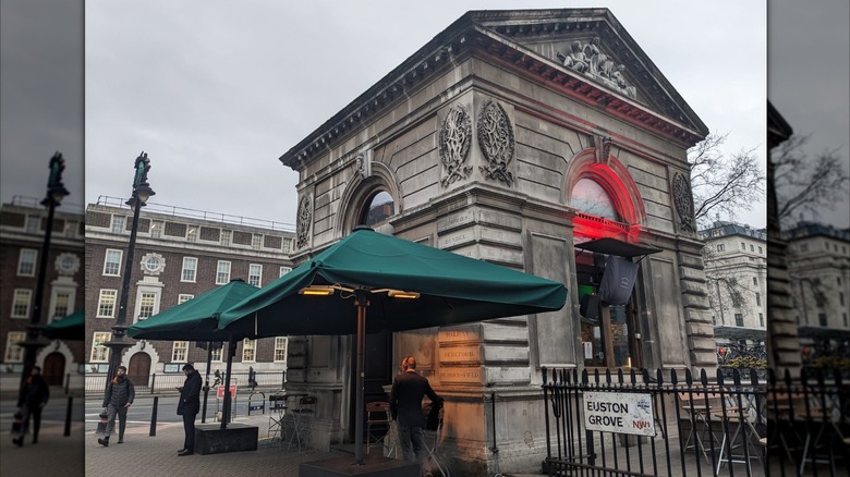Euston Tap pub exterior