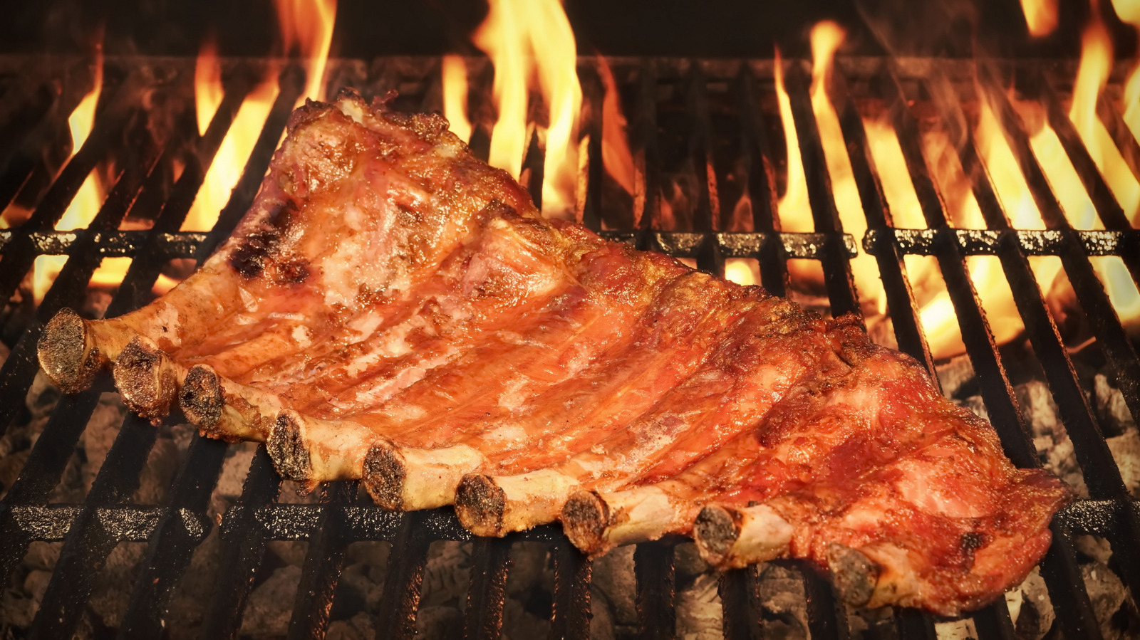 Most People Misidentify Button Ribs - Here's What They Really Are - Tasting Table