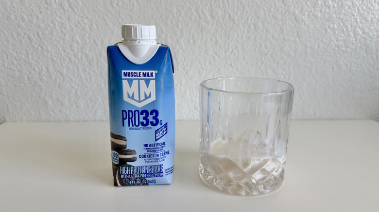 Cookies 'N Crème Muscle Milk carton on a table