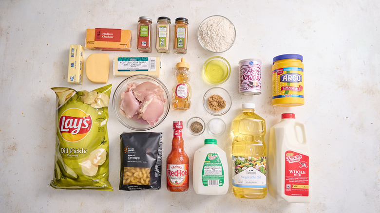 Nashville hot chicken mac and cheese ingredients