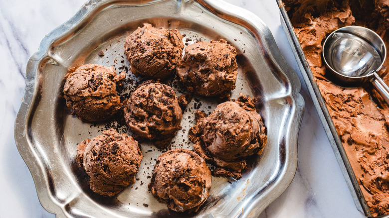 Plate with chocolate ice cream scoops