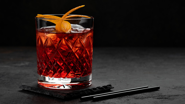 A negroni cocktail