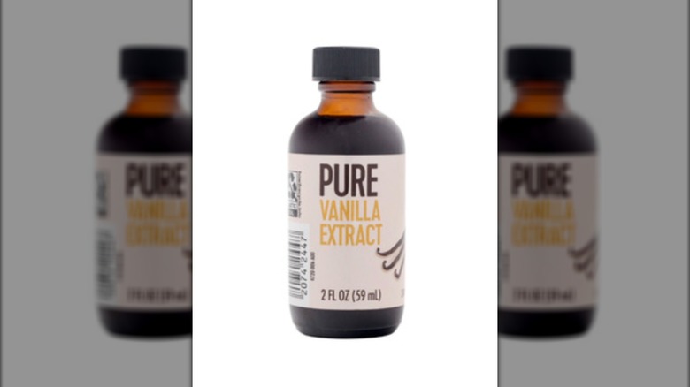 Lidl pure vanilla extract bottle