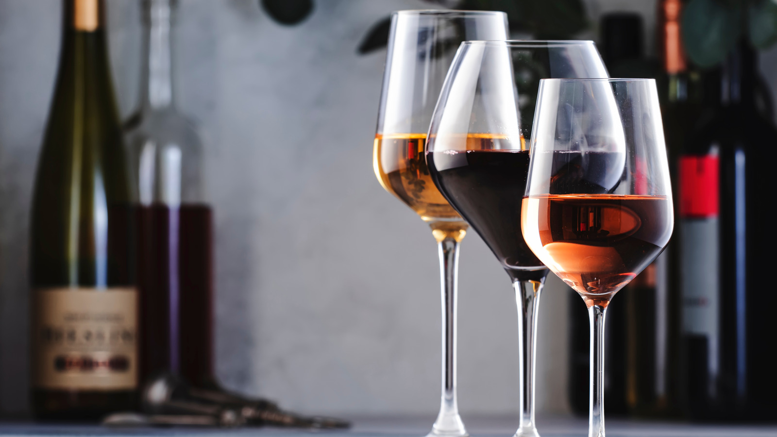 New Study Reveals The Relationship Between Drinking Wine And COVID