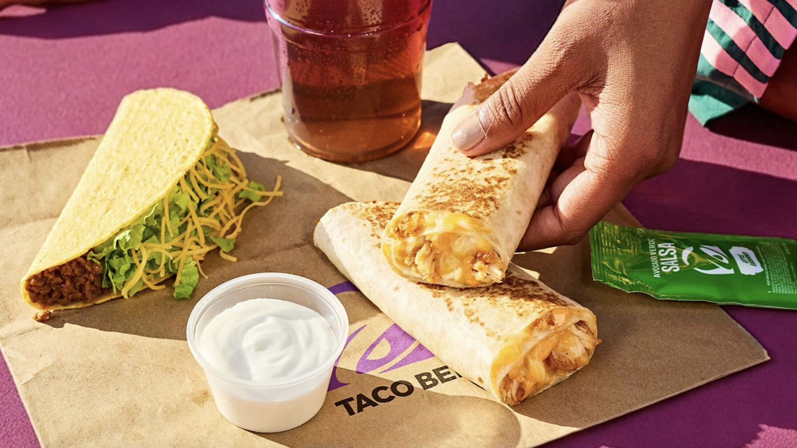 Taco Bell Debuts Chicken Versions Of 2 Fan-Favorite Menu Items - Tasting Table
