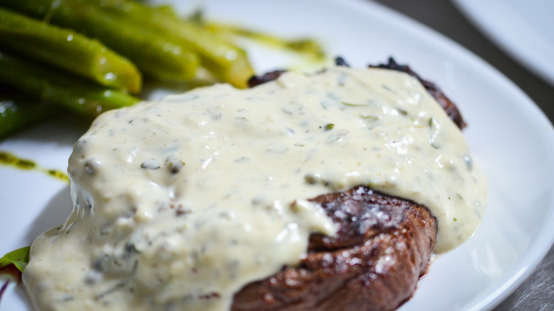 steak with gorgonzola sauce and asparagus