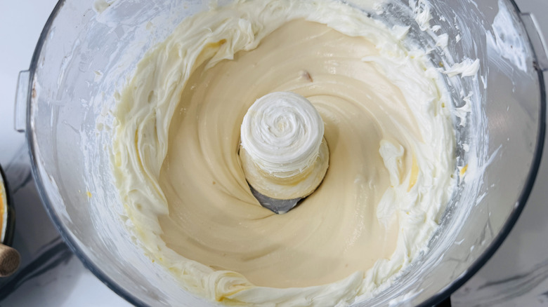 Caramel cheesecake filling in food processor