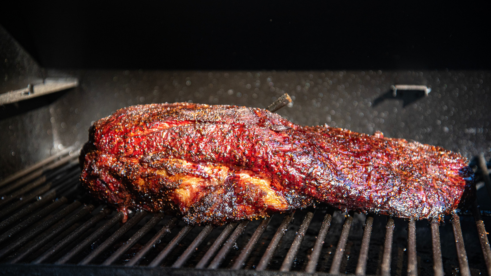 No Smoker? No Problem. Here's How To Smoke A Tender Brisket On The Grill - Tasting Table