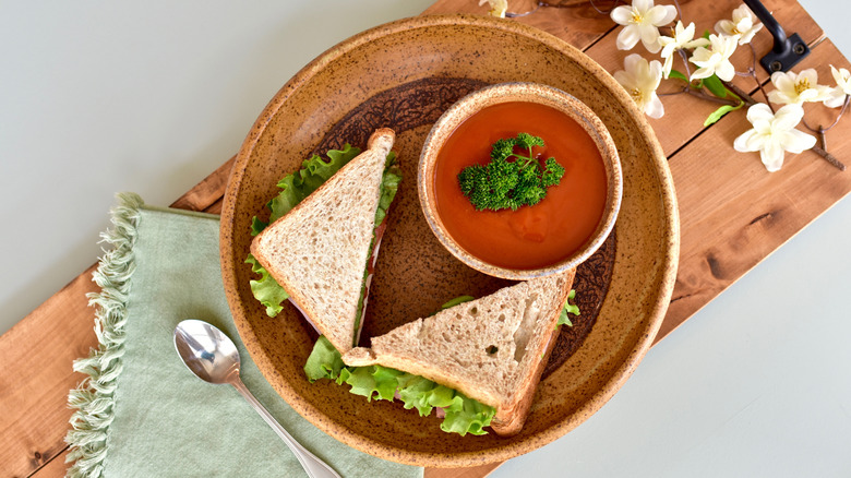 Creamy tomato soup with sandwich