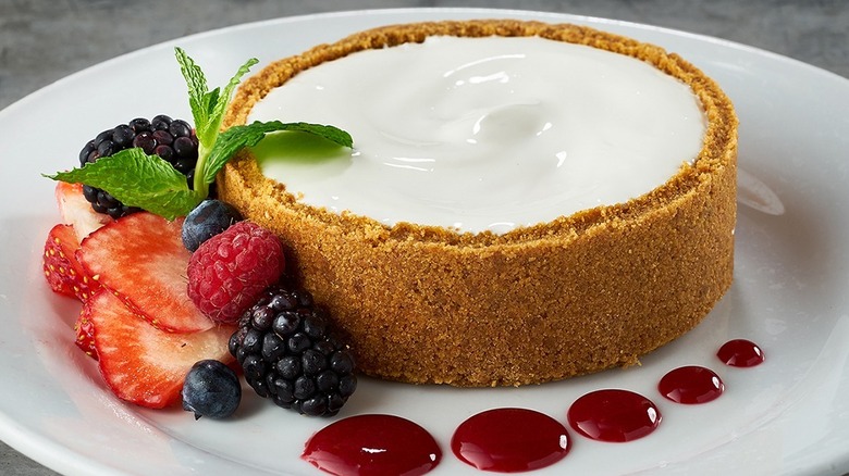 Ruth's Chris Steak House's plated cheesecake with berries
