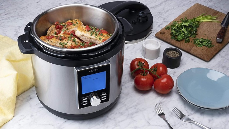 Zavor Lux LCD multi cooker