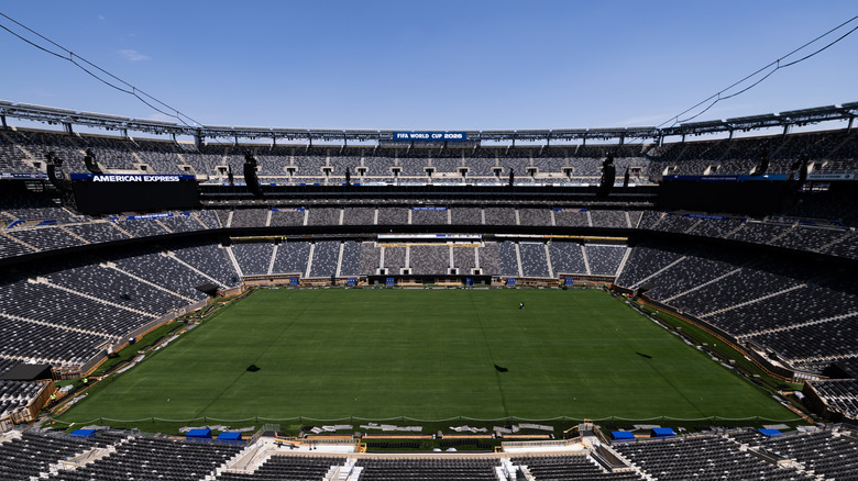 a wide-angle view of MetLife Stadium