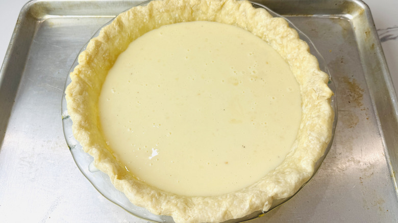 Unbaked sugar cream pie
