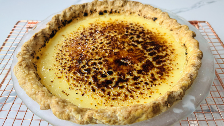 Bruleed sugar cream pie