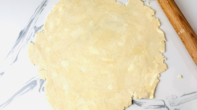 Rolled-out pie dough