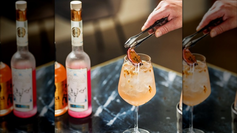 Drink getting garnished at Wunderbar Cafe in Taormina