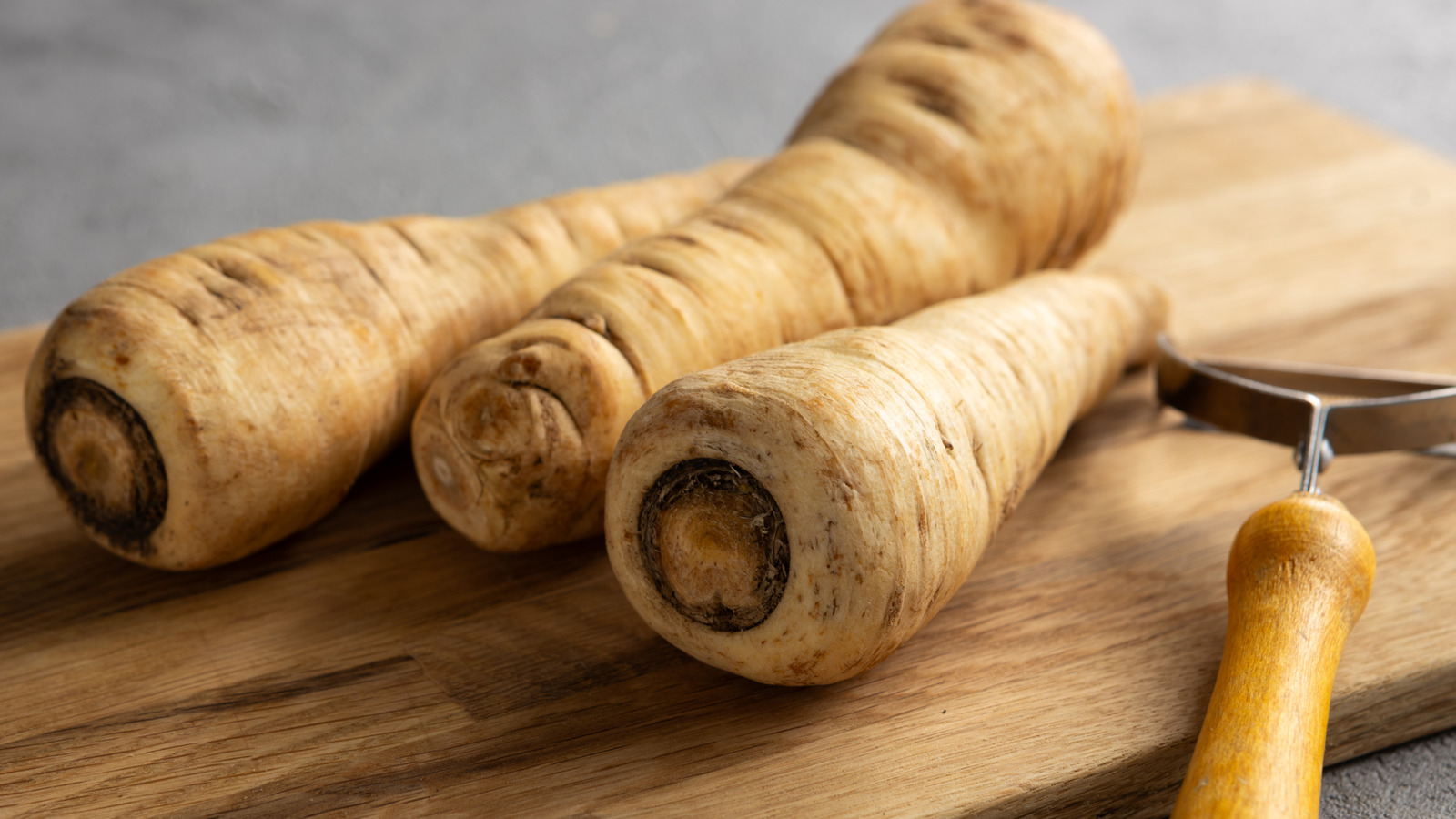 Once-Popular Parsnips Didn't Fail As A Vegetable - They're Just Easy To Ruin - Tasting Table