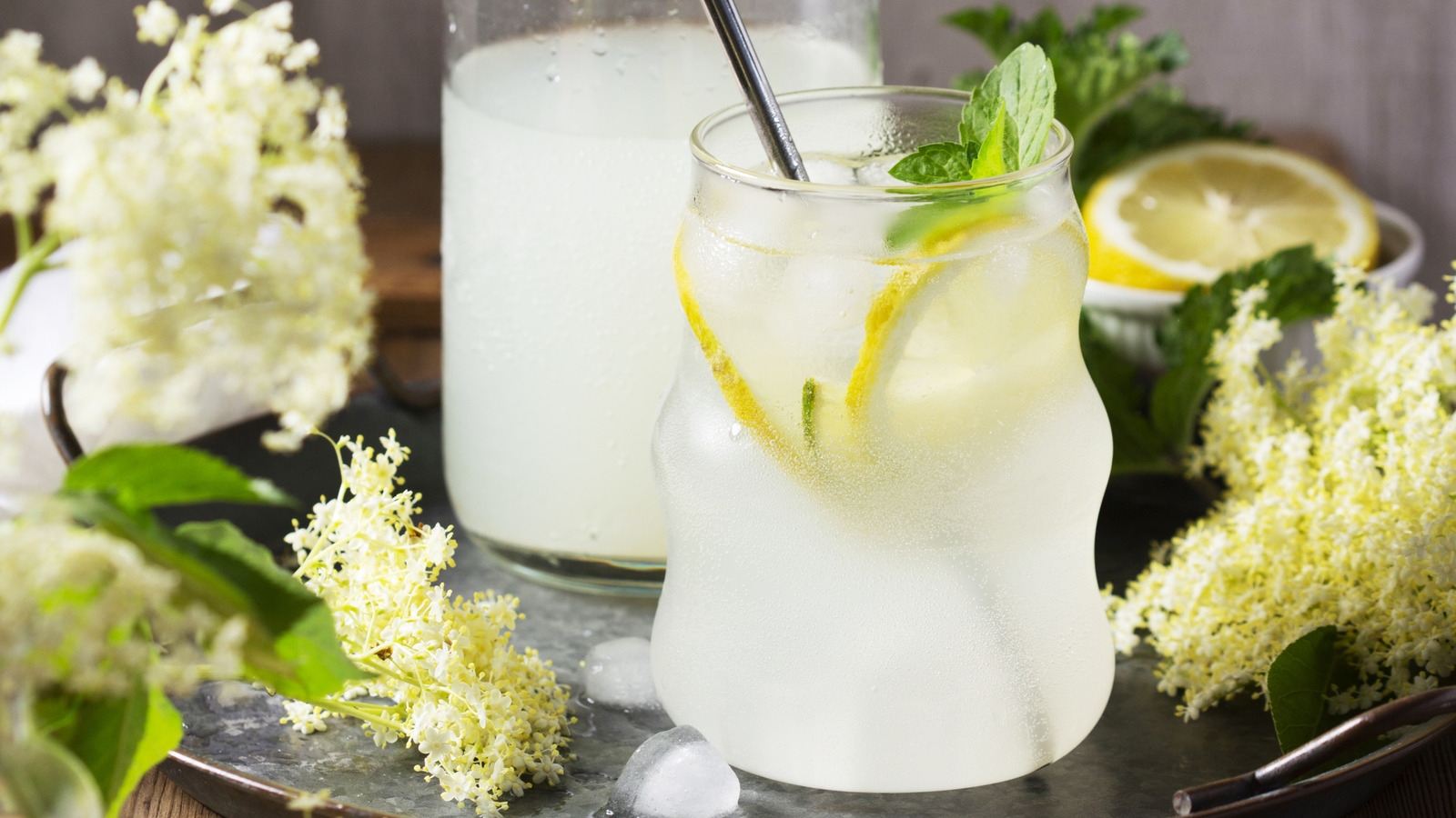 One Of The Best New Trader Joe's Beverages Is The Ultimate Fizzy Summer Cooler