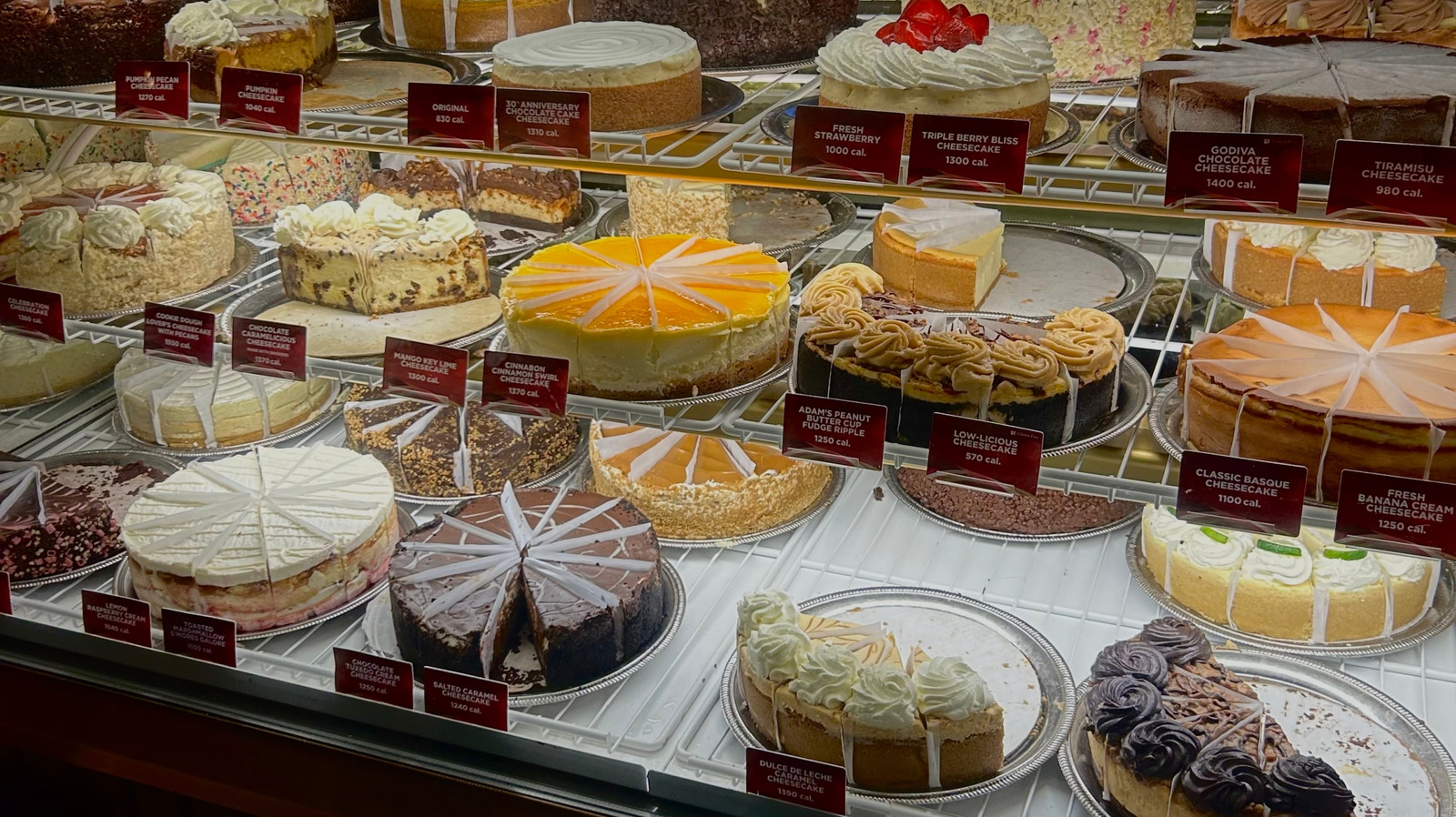 One Discontinued Original Cheesecake Factory Side Is A Beloved Southern Dish
