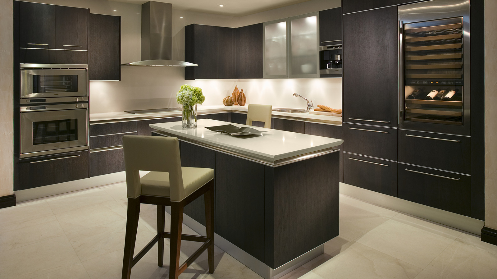 One Kitchen Island Detail Adds Style Without Making The Room Feel Busy