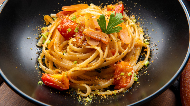 Bucatini pasta with bottarga