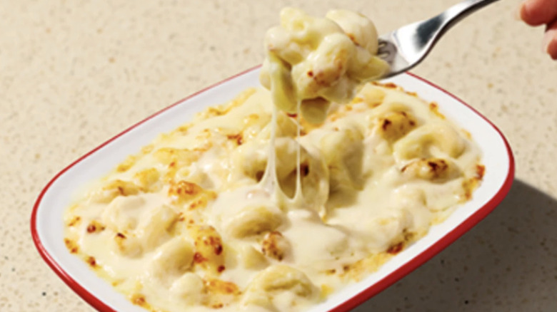Pizza Hut Triple Mac Cheese